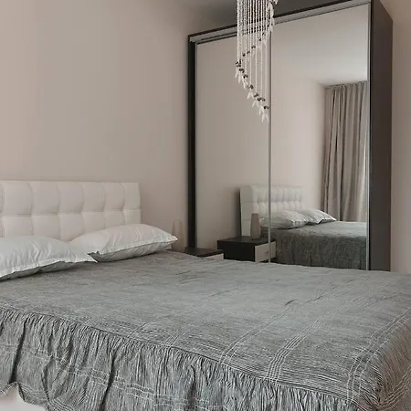 Marina Sunrise Apartamento Sveti Vlas