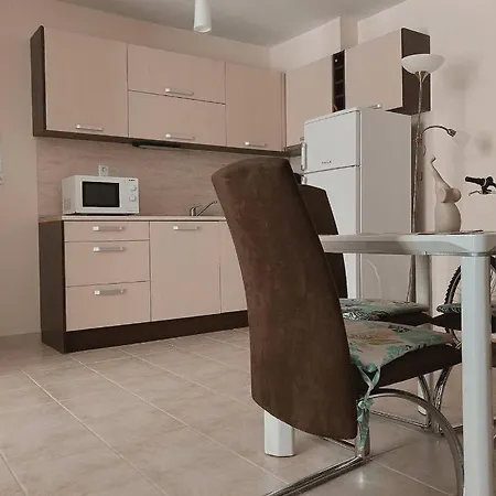 Marina Sunrise Apartment